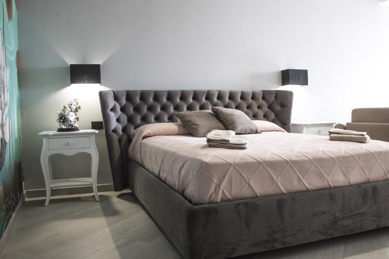 Incanto Luxury Rooms 람페두사 외부 사진