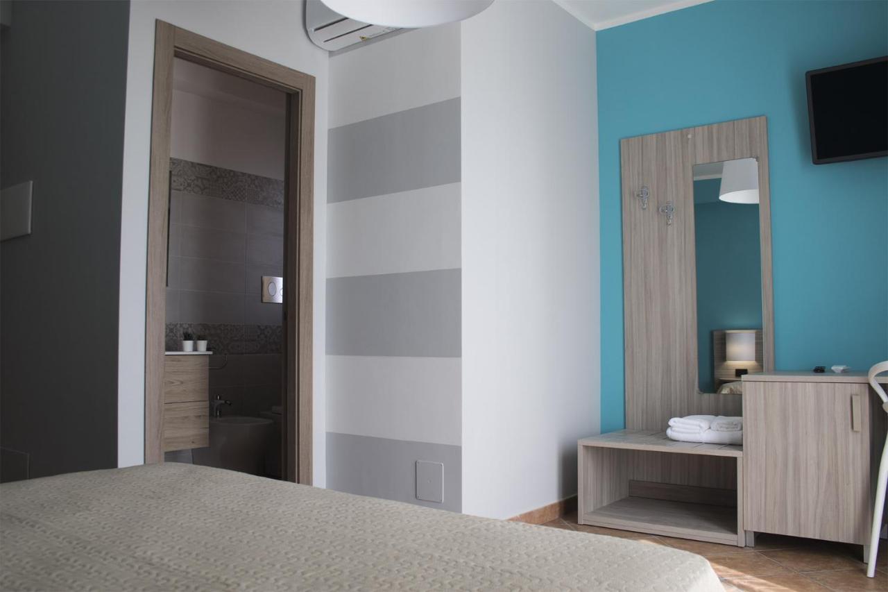 Incanto Luxury Rooms 람페두사 외부 사진
